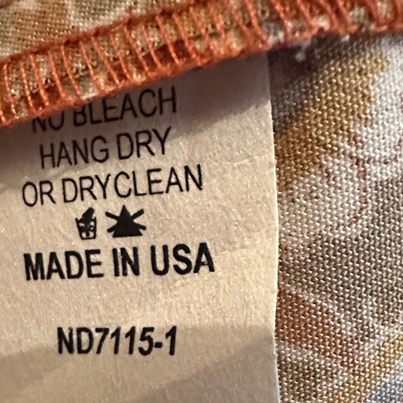 Elegant Paisley Long Sleeve Dress - Picture 5 of 5